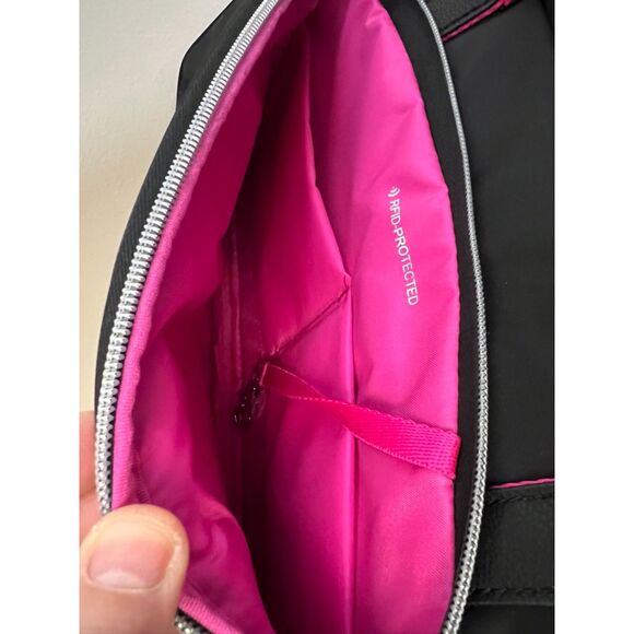 NWT Sarah Jessica Parker RFID convertible weekender bag in black and candy - Picture 11 of 15